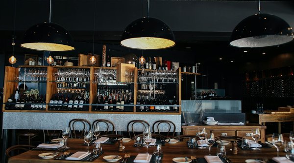 ¿Cómo un bar puede innovar en su carta de cócteles?